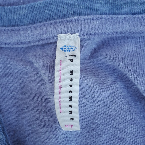 Free People  large feel muscle tee fits like large. - Picture 8 of 8